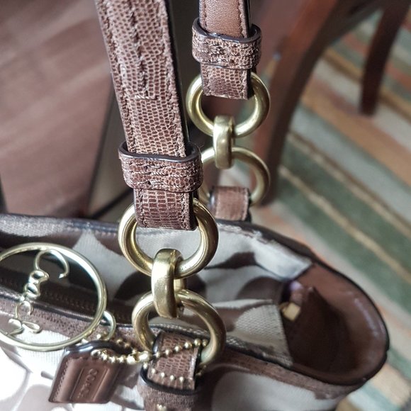 Beautiful Rare Coach Alexandra Signature Purse & Wallet Set in Great Condition - Picture 4 of 13